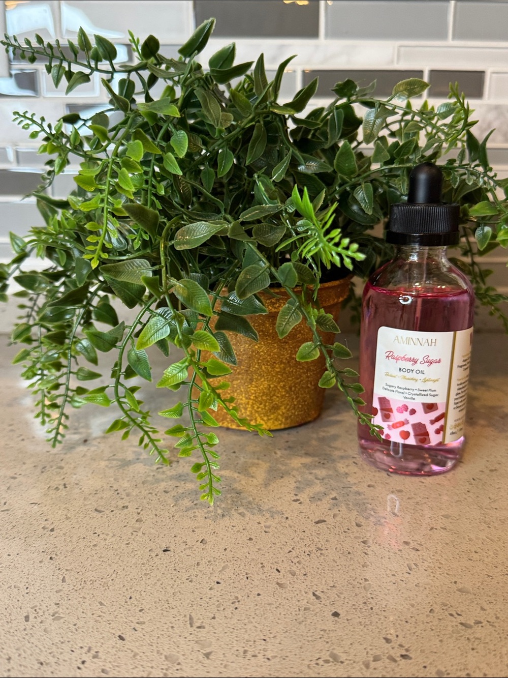 AMINNAH - RASPBERRY SUGAR BODY OIL